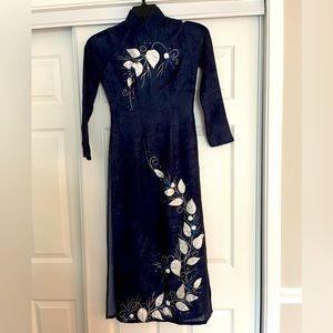 Indian tunic hand made.  Impeccable craftsmanship. Medium